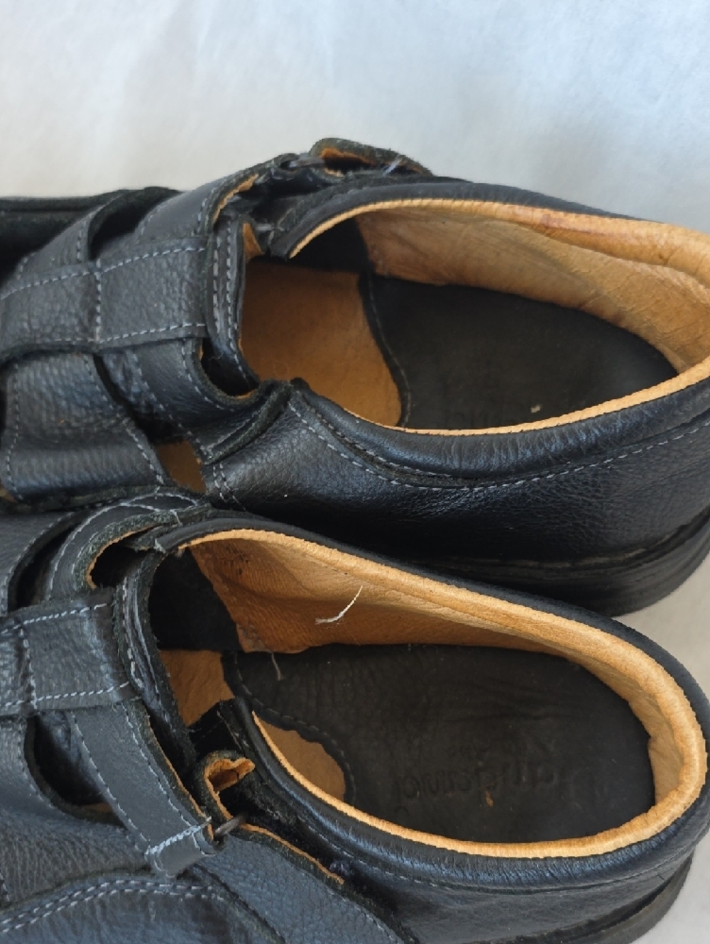 Men's Black Leather  Sandal Slip-On - Picture 5 of 9